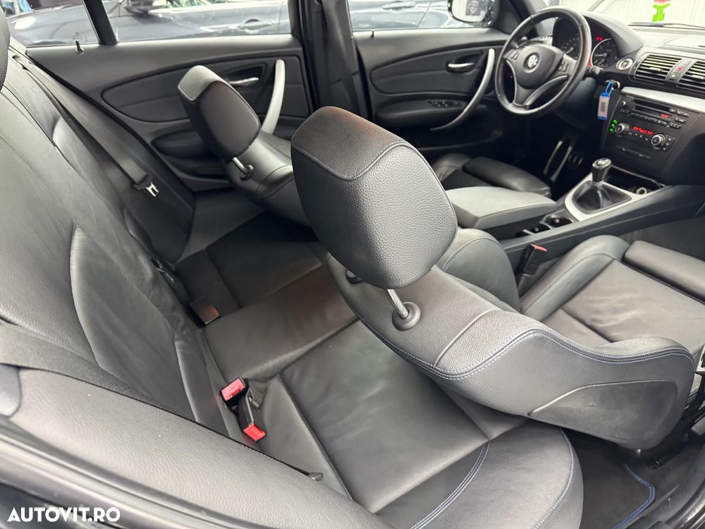 BMW Seria 1 118i Edition Sport - 16