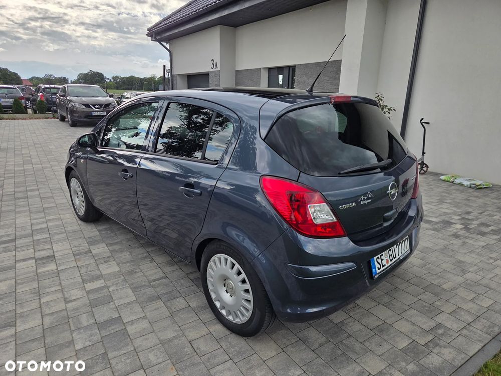 Opel Corsa 1.4 16V Innovation - 7