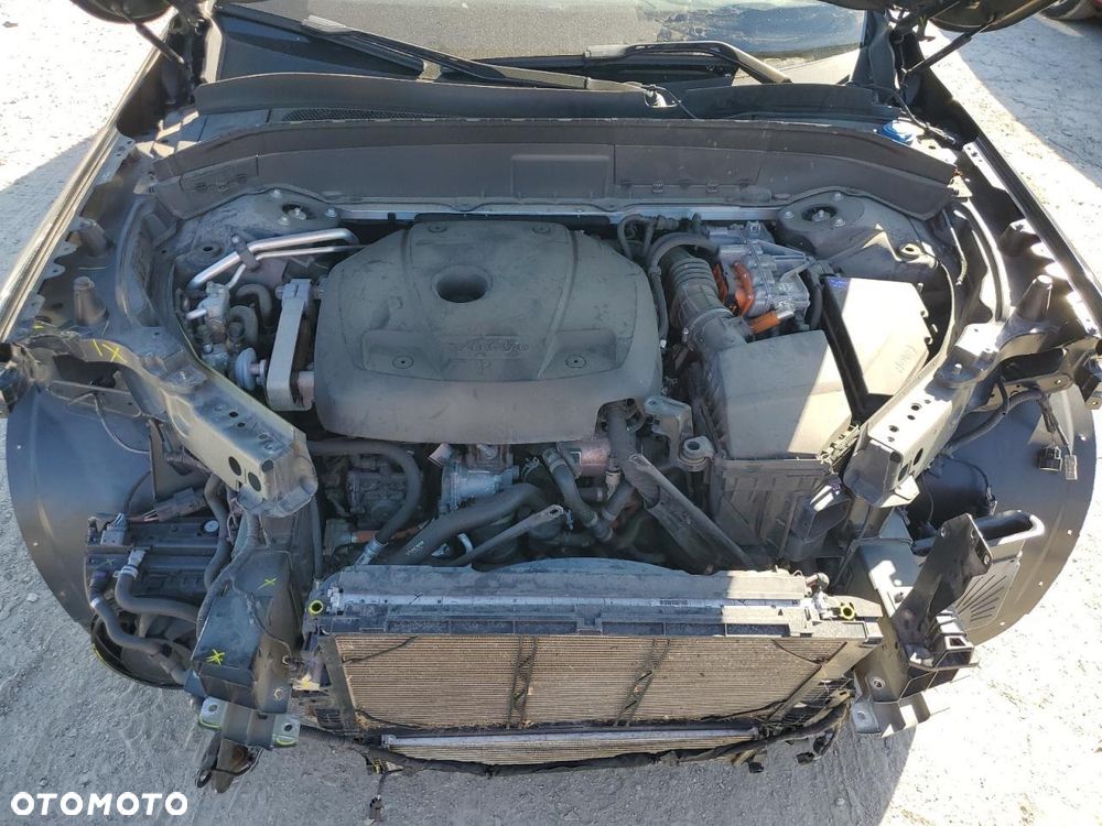 Volvo XC 90 T6 AWD Geartronic RDesign - 12