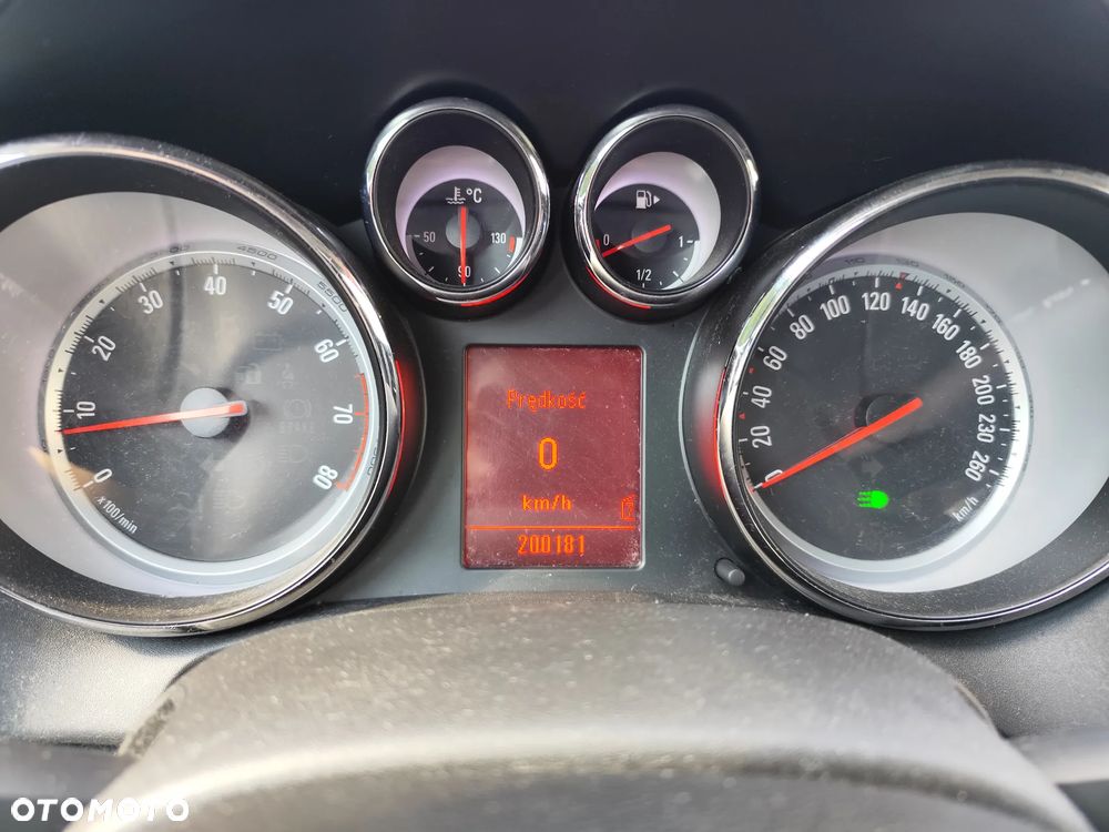 Opel Astra - 8