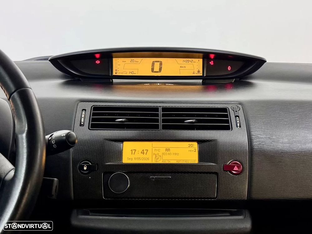 Citroën C4 1.6 HDi Exclusive - 23