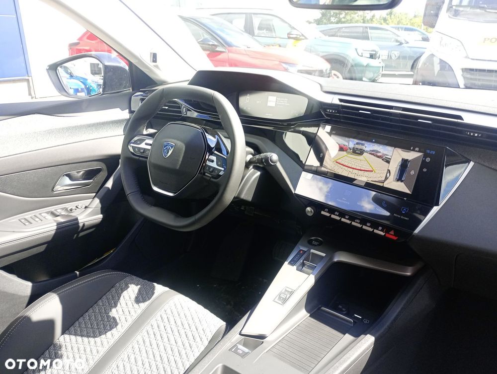 Peugeot 308 1.2 mHEV Allure S&S e-DCS6 - 16