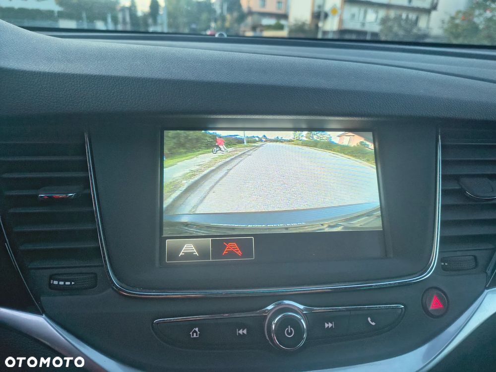 Opel Astra - 17