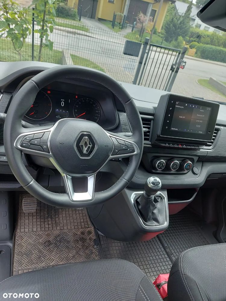 Renault Trafic - 8