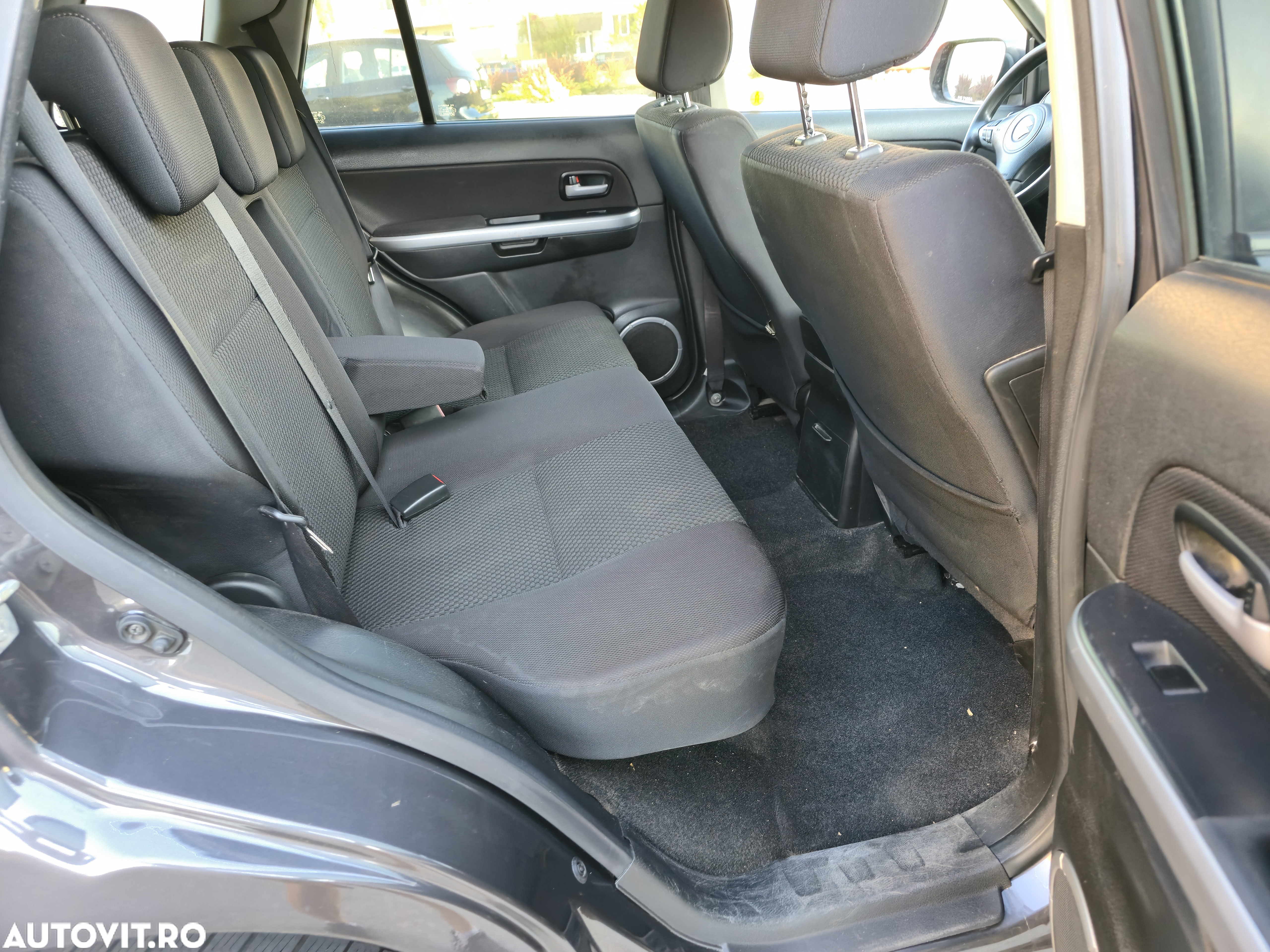 Suzuki Grand Vitara 1.9 DDiS Club - 17
