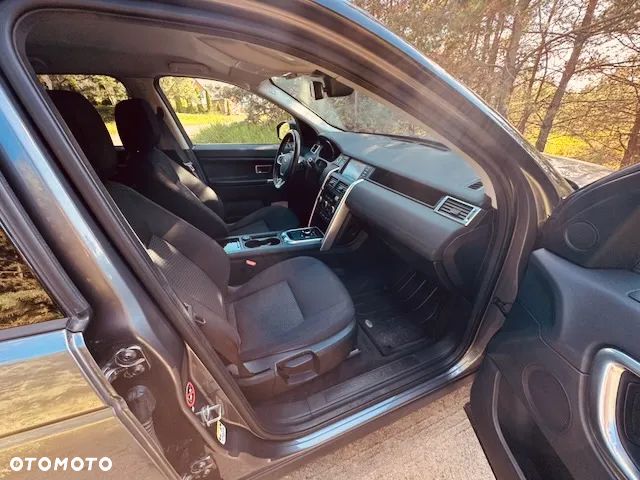 Land Rover Discovery Sport 2.0 TD4 SE - 15