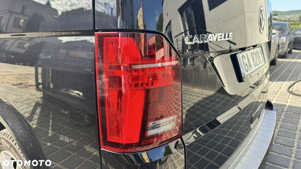 Volkswagen Caravelle - 14