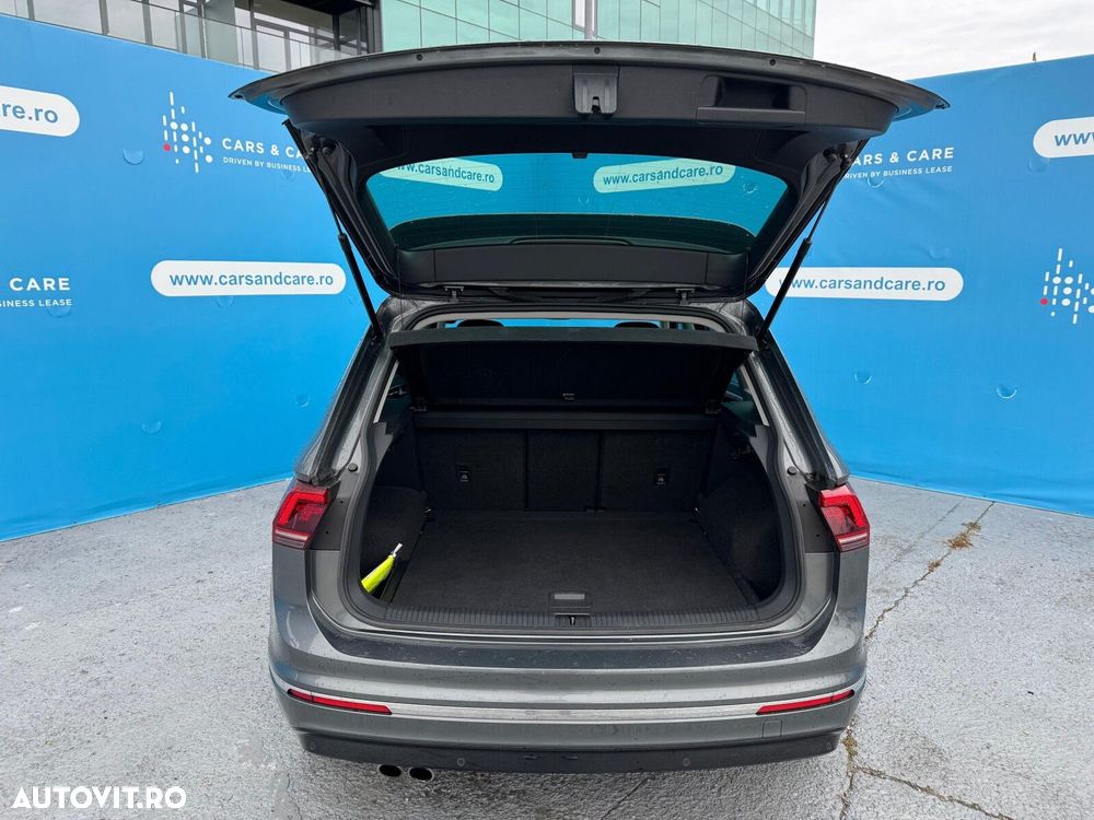 Volkswagen Tiguan - 17