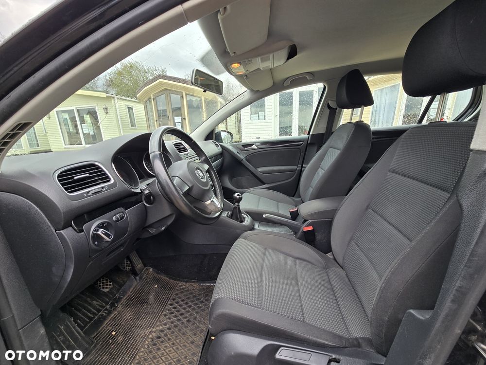 Volkswagen Golf 1.6 Team - 5