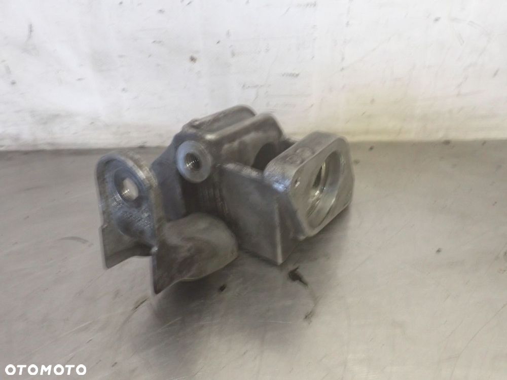 PODPORA PÓŁOSI RENAULT LAGUNA 2.2 8200000034 - 2