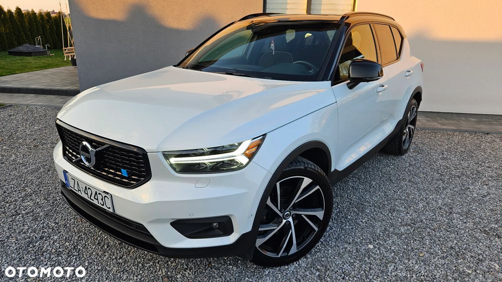 Volvo XC 40 T5 AWD Geartronic R-Design - 1