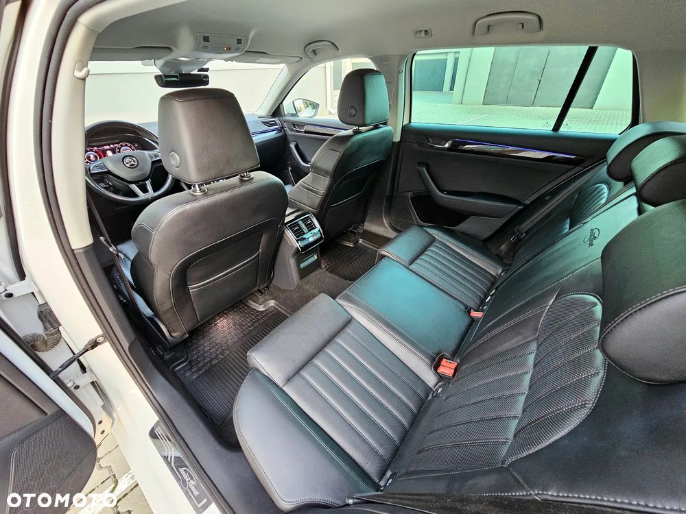 Skoda Superb 2.0 TDI 4x4 DSG L&K - 8
