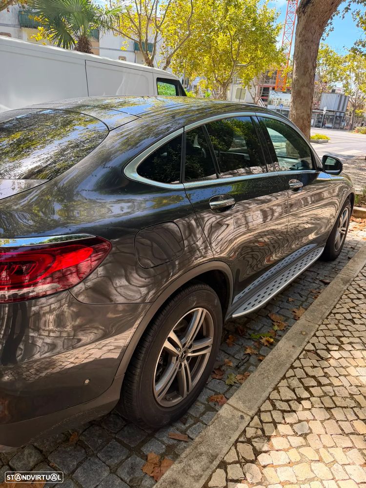 Mercedes-Benz GLC 300 e Coupe 4Matic - 3