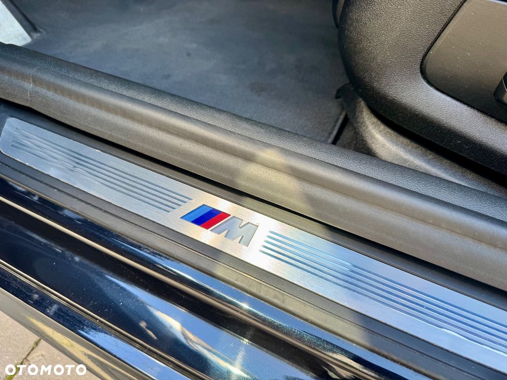 BMW Seria 5 520d xDrive - 13