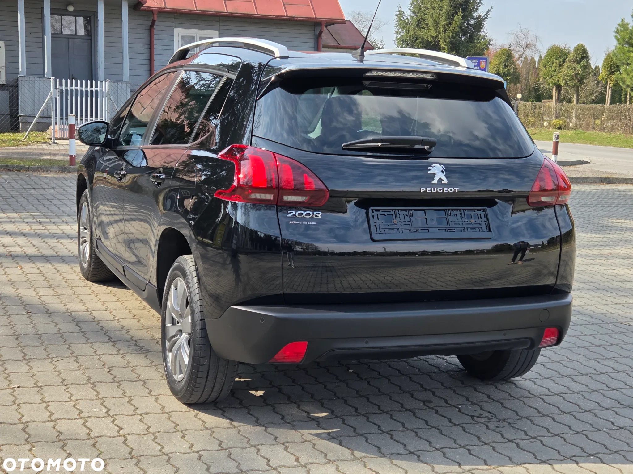 Peugeot 2008 1.2 Pure Tech Active S&S - 15