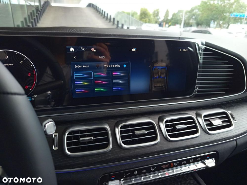 Mercedes-Benz GLE - 22