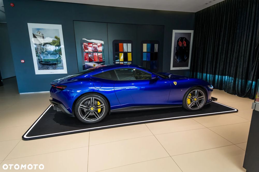 Ferrari Roma - 7