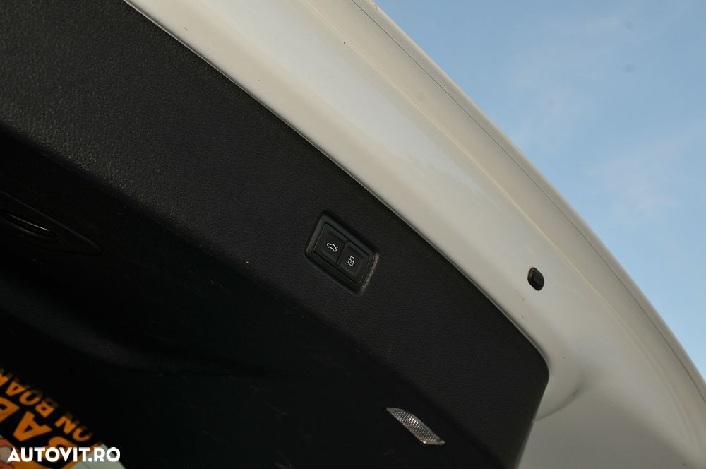 Audi Q7 3.0 50 TDI quattro Tiptronic S Line - 32