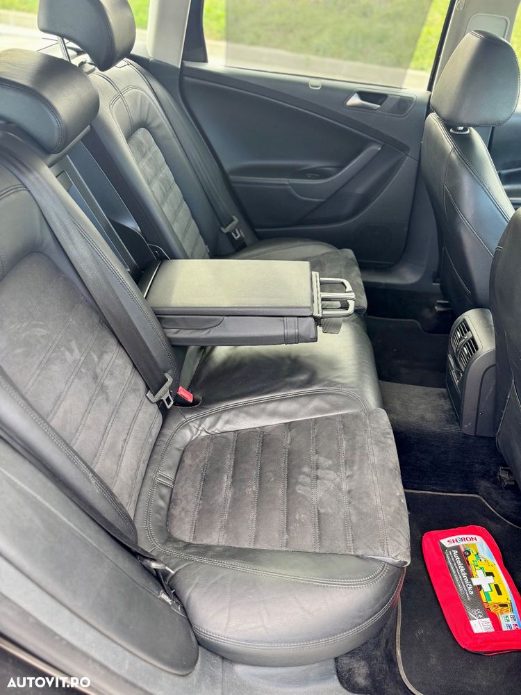 Volkswagen Passat - 15