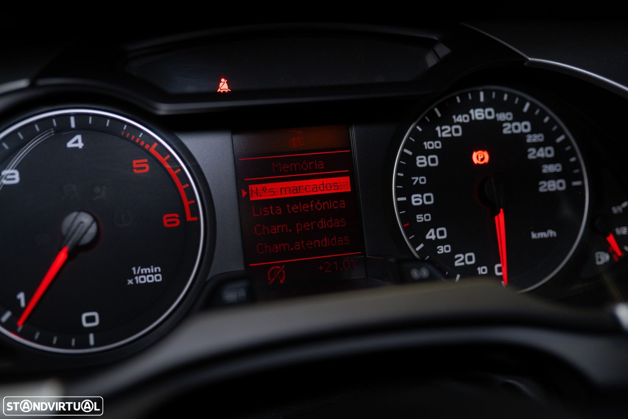 Audi A4 2.0 TDI exclusive - 27