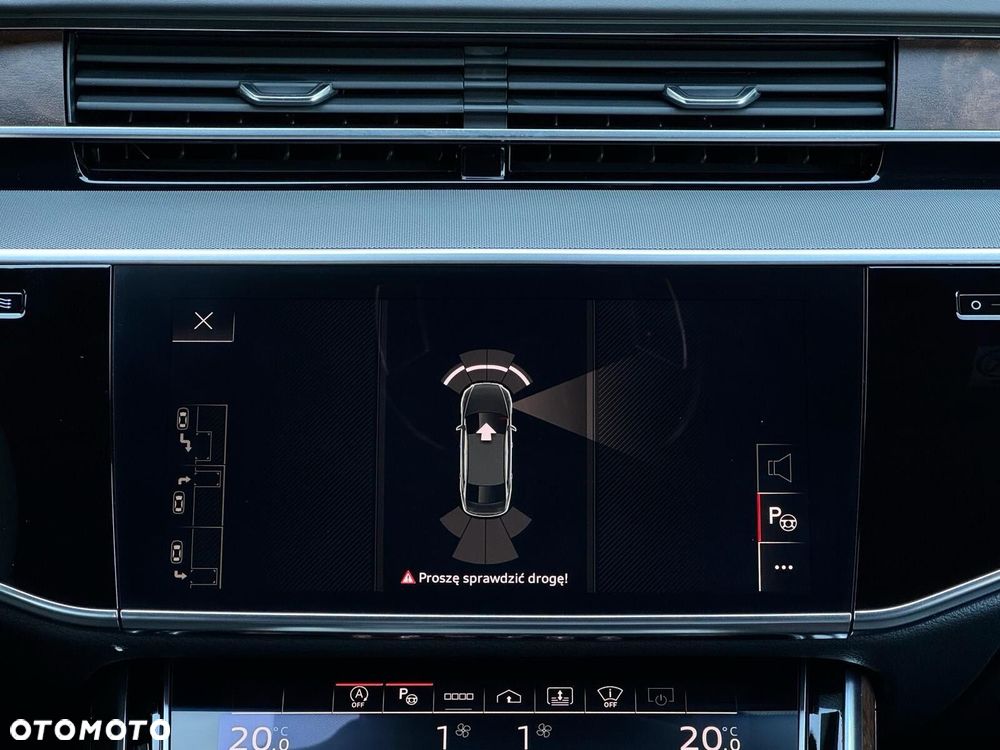 Audi A8 - 25