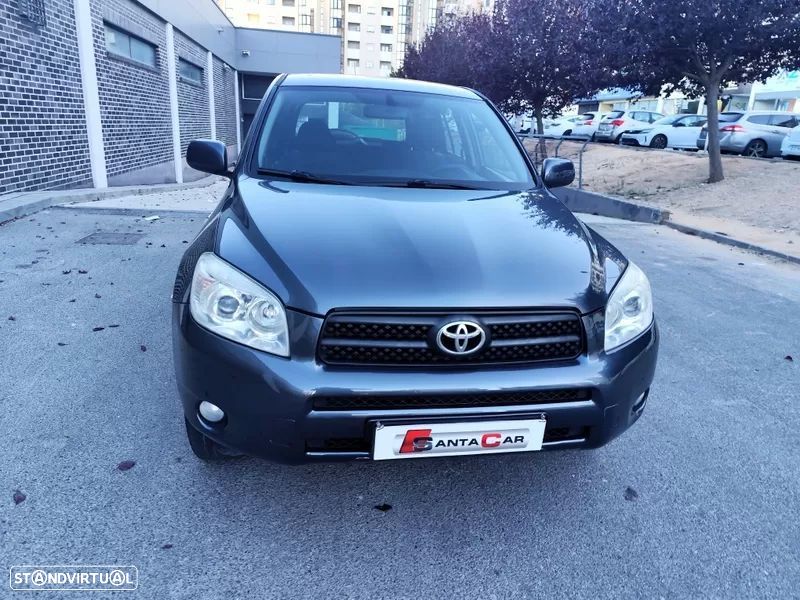 Toyota RAV4 2.2 D-4D - 10