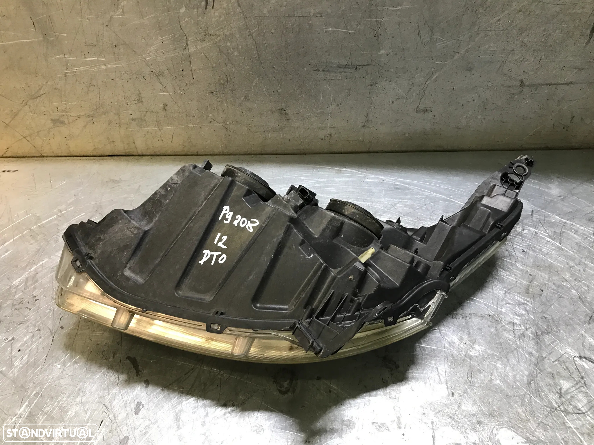 ÓTICA / FAROL PEUGEOT 208 - DIREITA - 9802221280 - 3