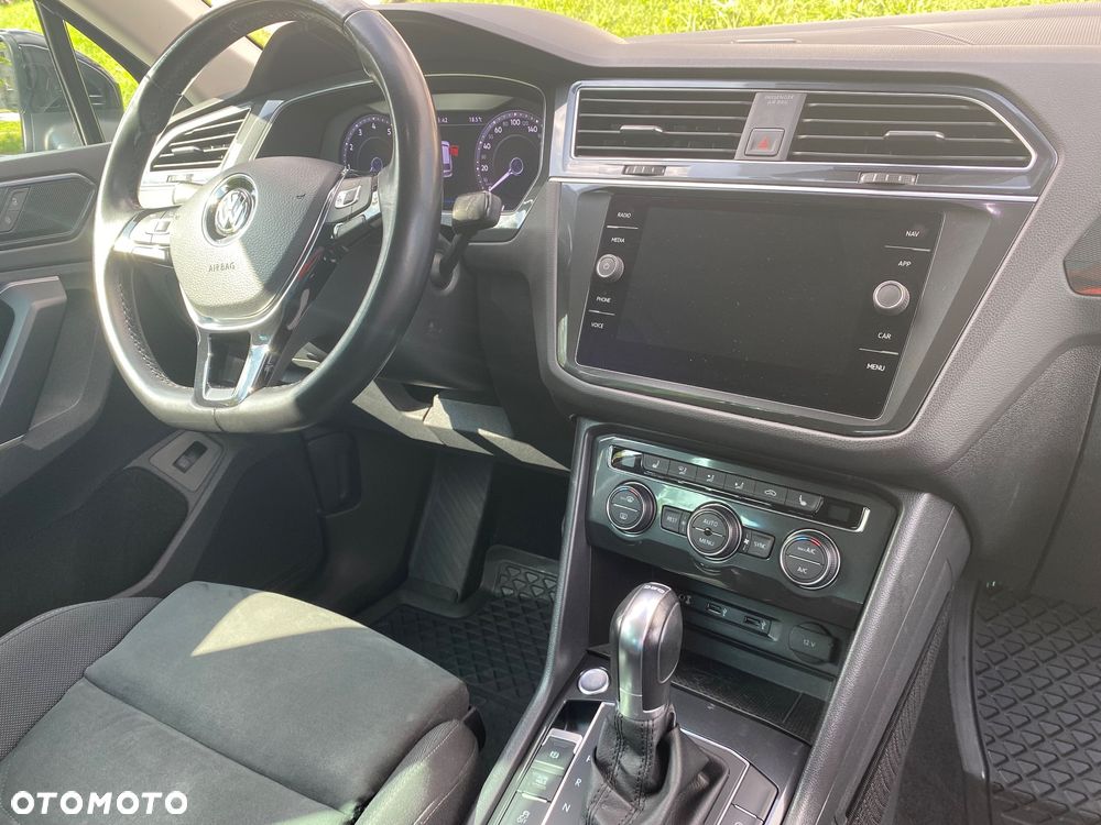 Volkswagen Tiguan - 18