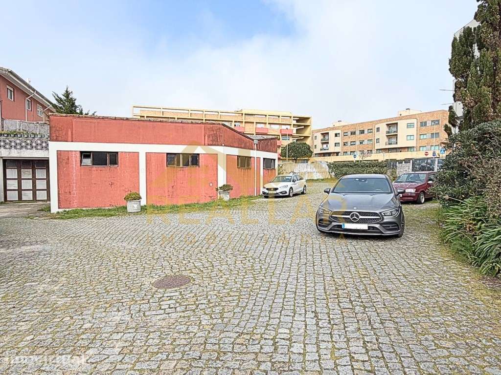 Venda de Armazém Industrial - Póvoa de Varzim - Grande imagem: 2/25