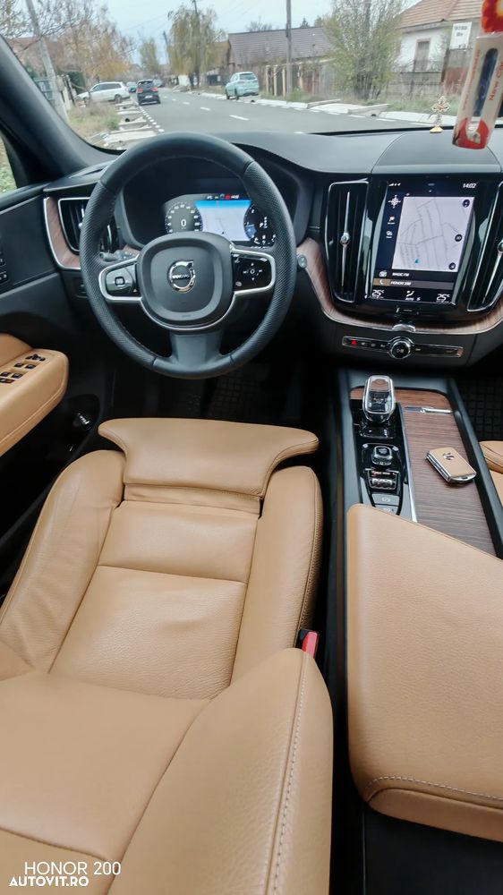 Volvo XC 60 B4 D AWD Geartronic Inscription - 8