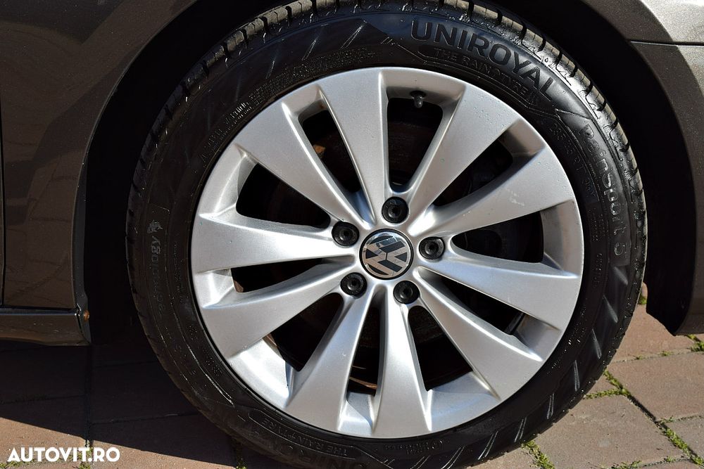 Volkswagen Passat 2.0 TDI DSG BlueMotion Technology Highline - 30