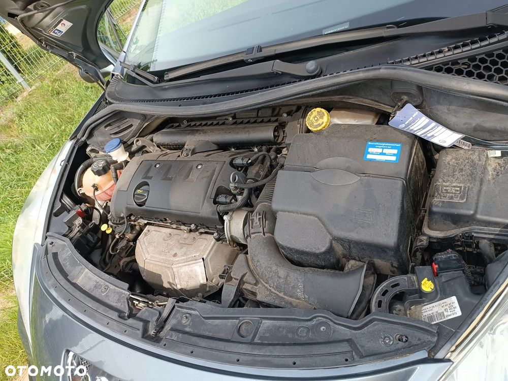 Peugeot 207 1.6 16V Sporty - 29