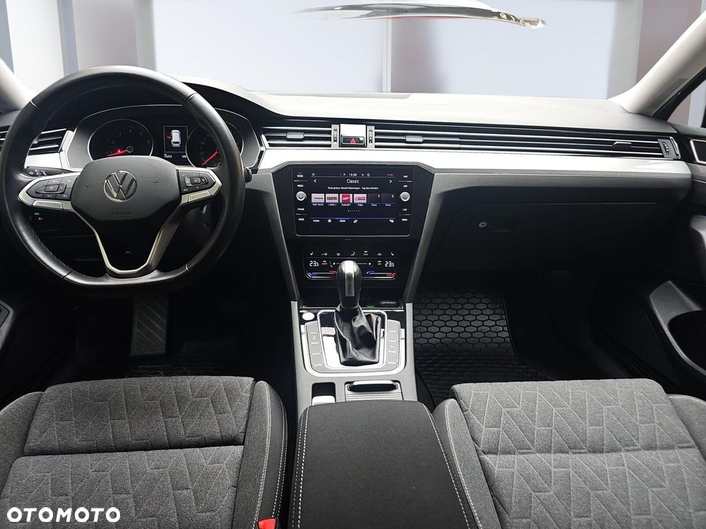 Volkswagen Passat Variant 1.5 TSI EVO Business DSG - 8