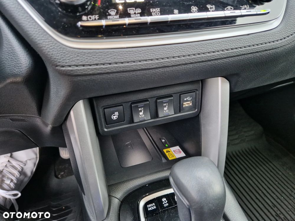 Toyota Corolla Cross 2.0 Hybrid Style AWD - 20