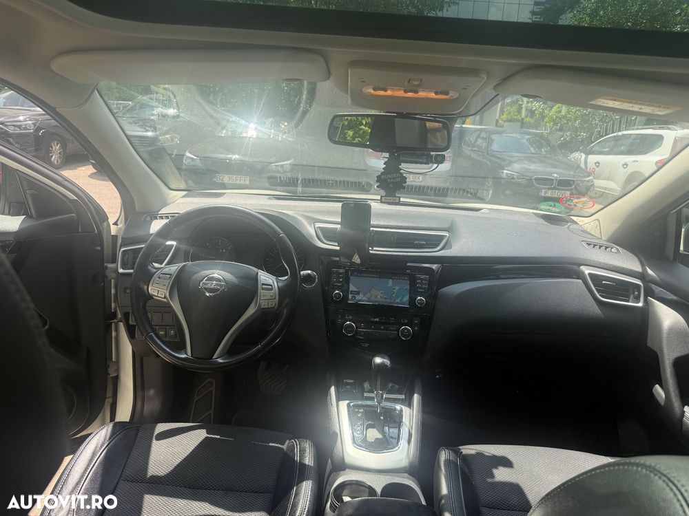 Nissan Qashqai 1.6 DCI Xtronic TEKNA - 31