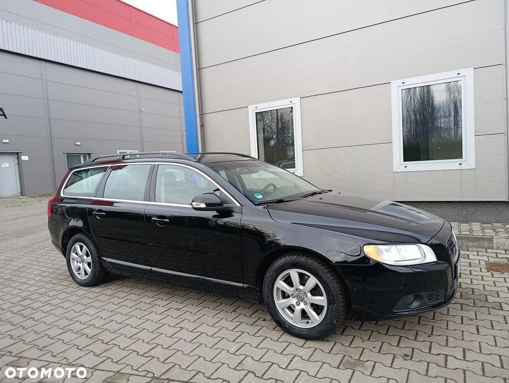 Volvo V70 2.5T Momentum - 22