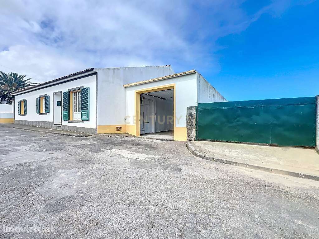 Moradia, 186 m², Fenais da Ajuda - Grande imagem: 3/51