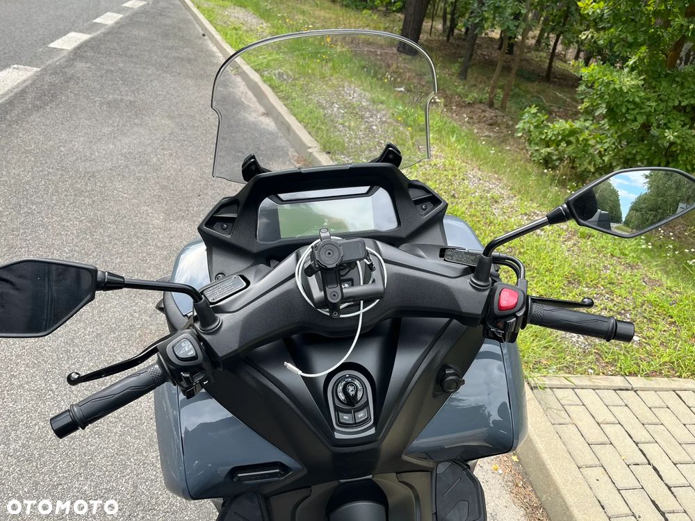 Yamaha Tricity - 5