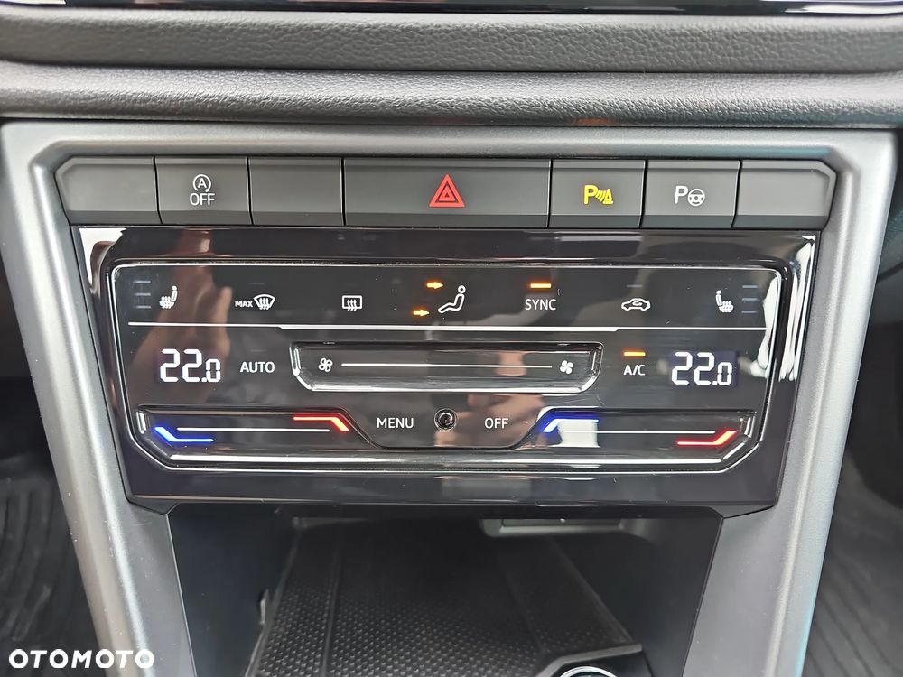 Volkswagen T-Roc 1.5 TSI Life - 19