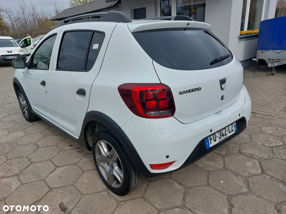 Dacia Sandero Stepway - 4