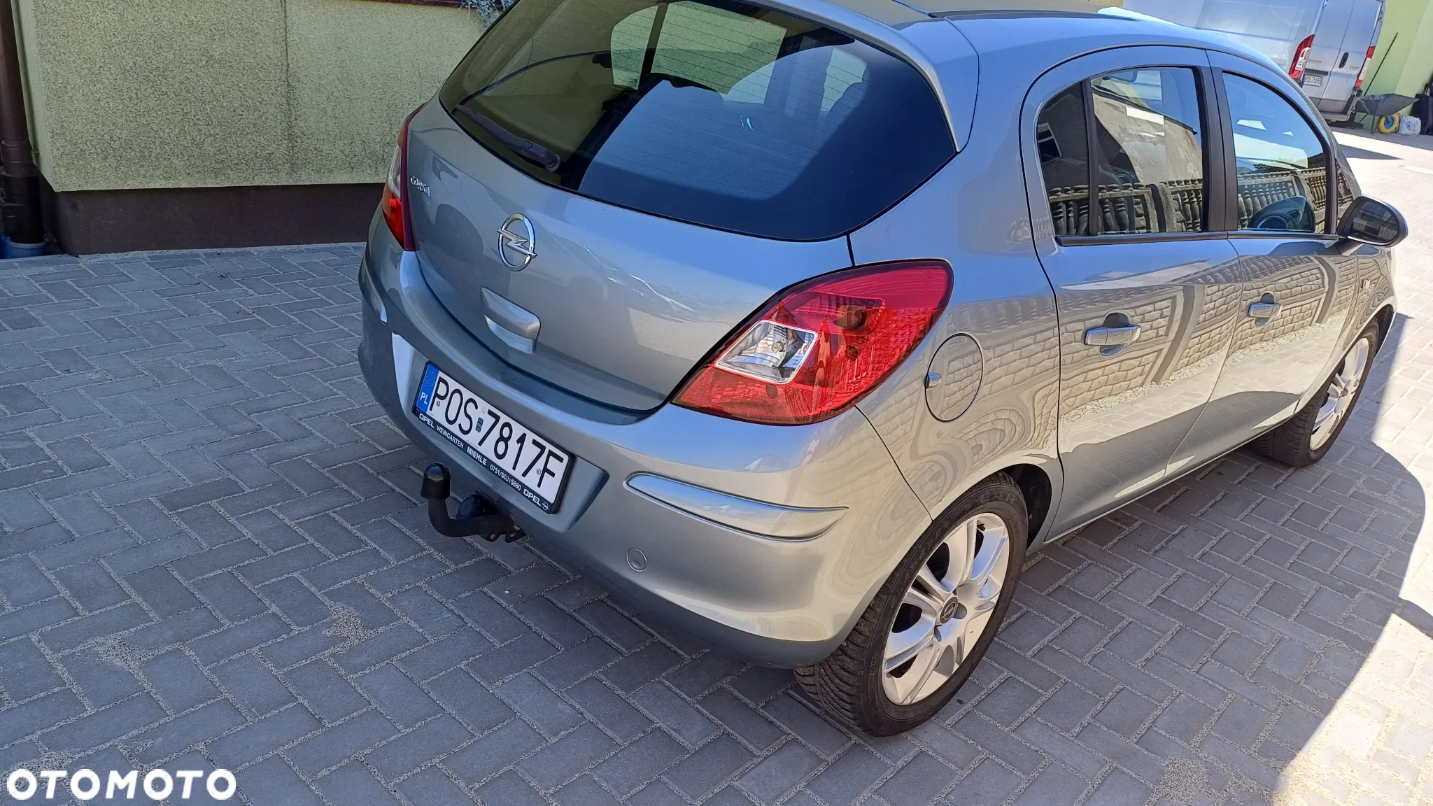 Opel Corsa 1.4 16V Cosmo - 5