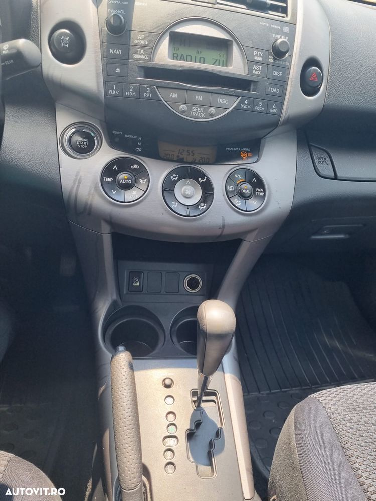 Toyota RAV4 2.0 Aut Executive - 8