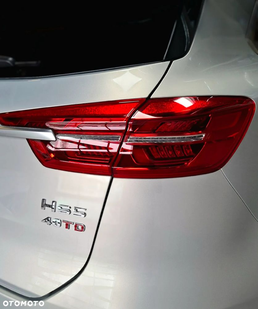 Hongqi HS5 2.0T AWD - 7