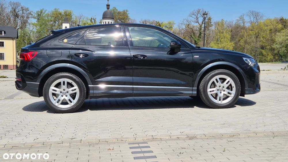 Audi Q3 Sportback 40 TDI Quattro S Line S tronic - 2