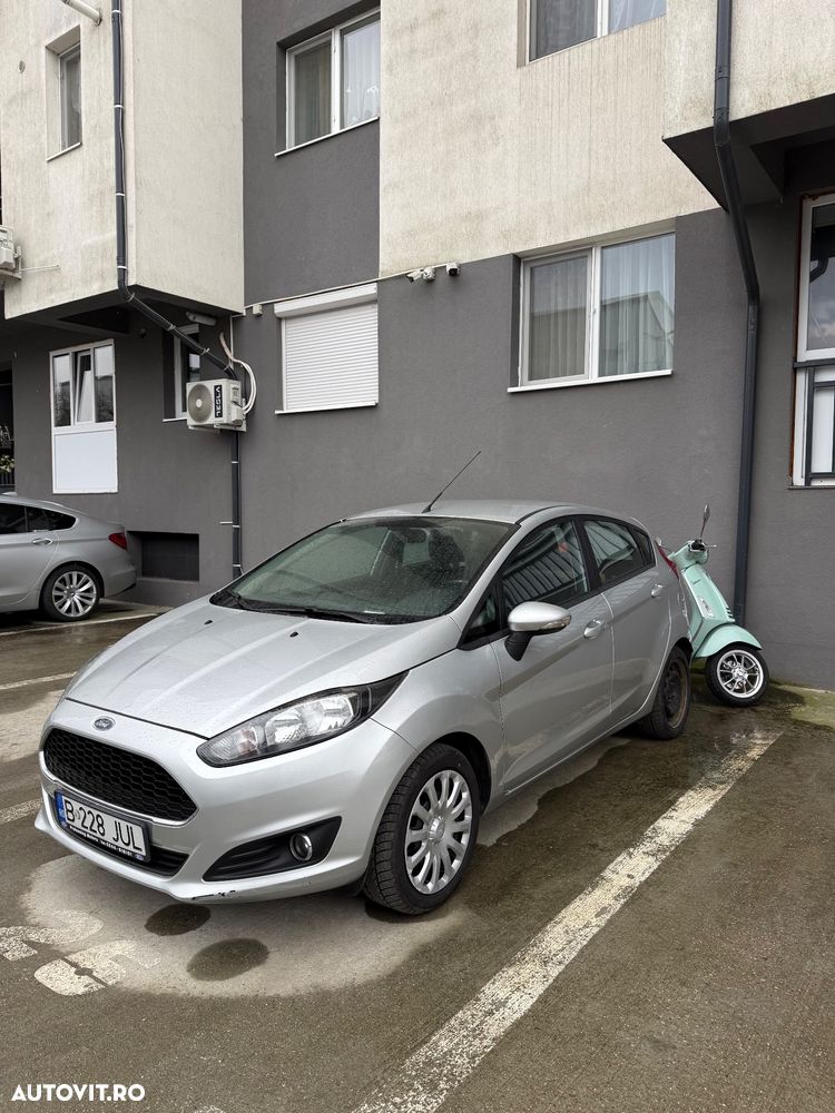Ford Fiesta - 2