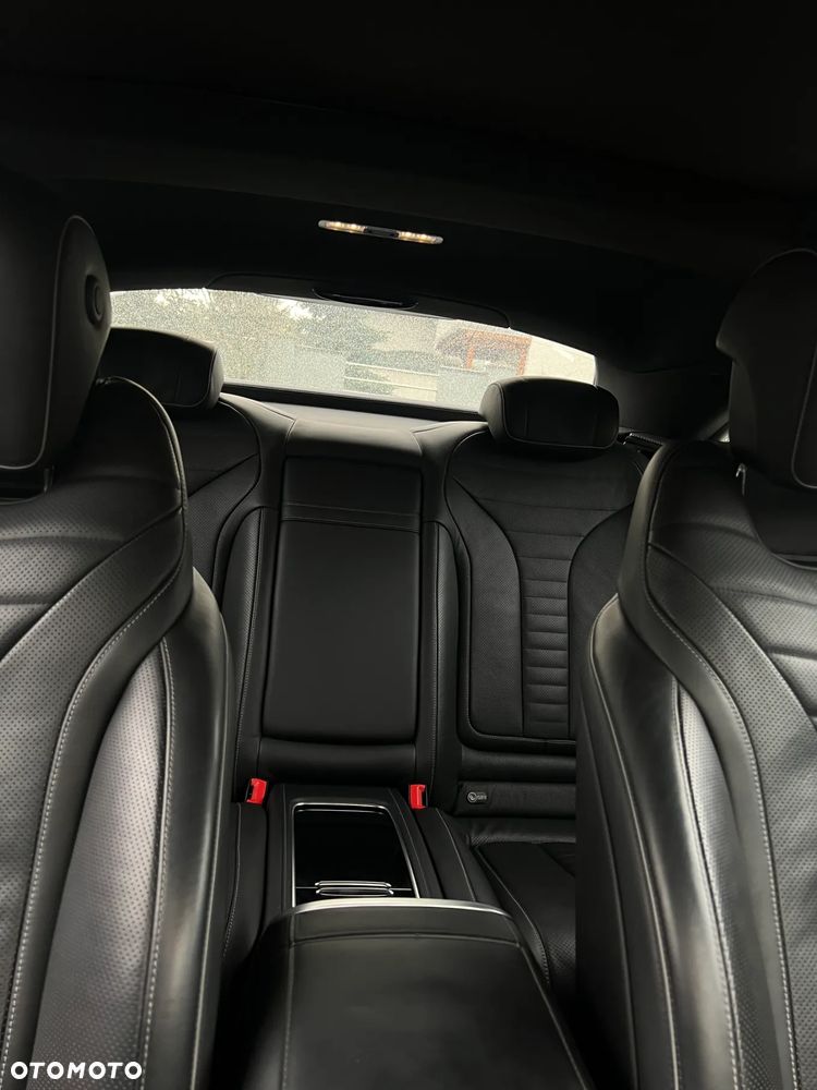Mercedes-Benz Klasa S 500 Coupe 4-Matic 7G-TRONIC - 24