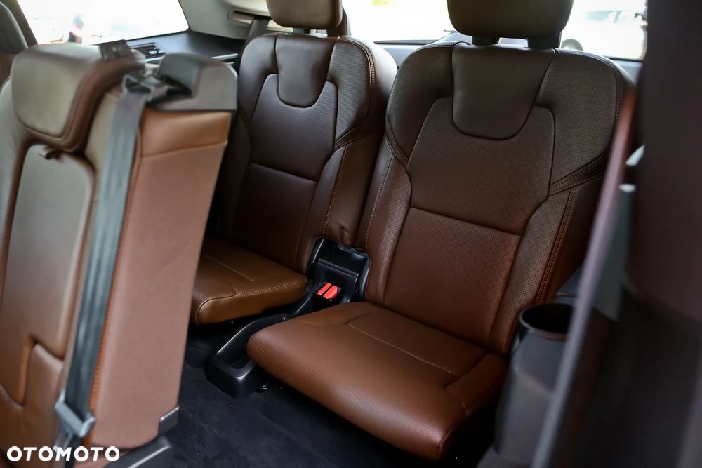 Volvo XC 90 B5 D AWD Inscription 7os - 20
