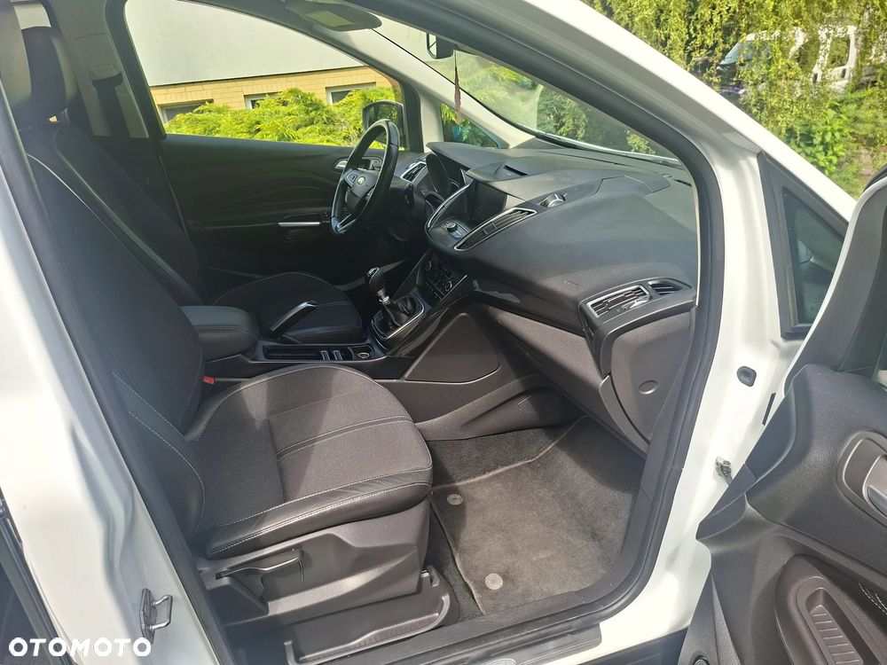 Ford Grand C-MAX - 3