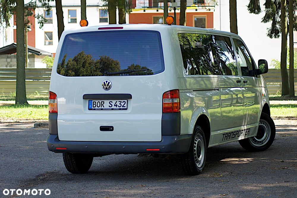 Volkswagen Transporter Caravelle Lang Trendline - 22