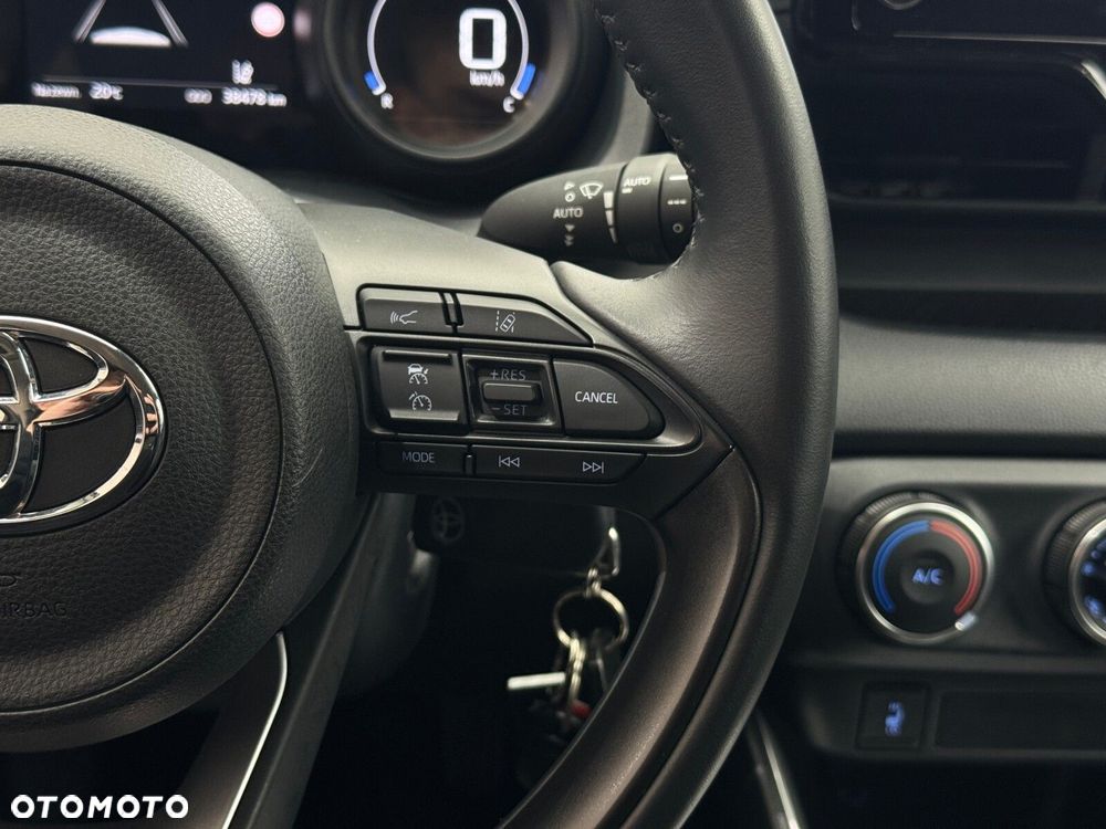 Toyota Yaris 1.5 Comfort - 23